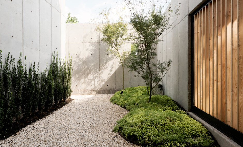 Concrete Box House
