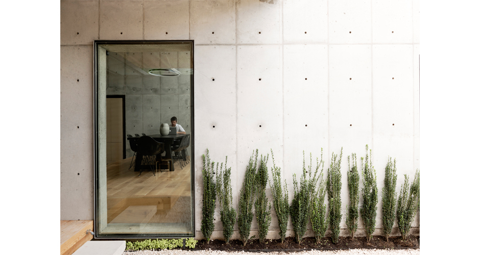 Concrete Box House